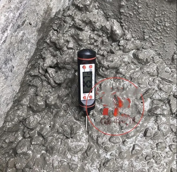 為什么不能隨意加水的混凝土，可以加冰呢？