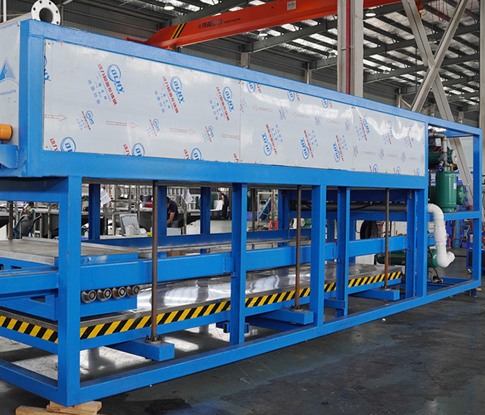 中國工業(yè)制冰機(jī)發(fā)展前景：穩(wěn)步增長，引領(lǐng)制冷時代